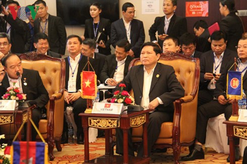 ASEAN Defense Ministers’ Meeting Retreat opens in Laos - ảnh 1